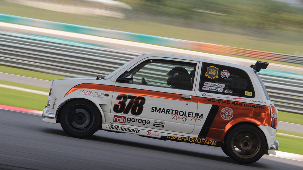 Perodua Kelisa 1.5, skin RAB Garage Orange