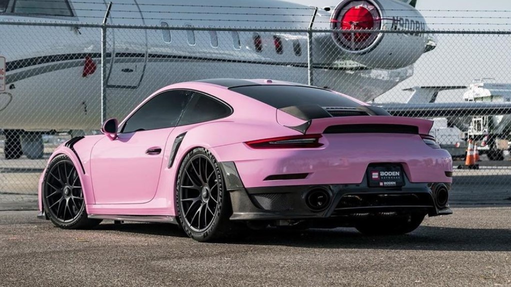Porsche 911 GT2 RS Stage 2, skin 14_Boden_Pink